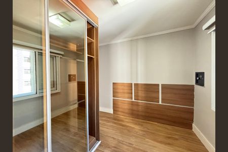 Apartamento à venda com 64m², 2 quartos e 1 vagaQuarto 2