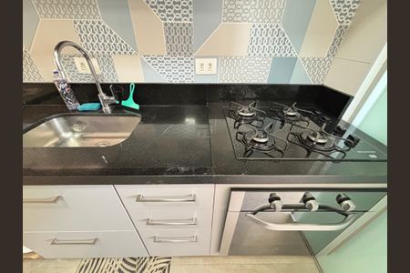 Apartamento à venda com 64m², 2 quartos e 1 vagaCozinha