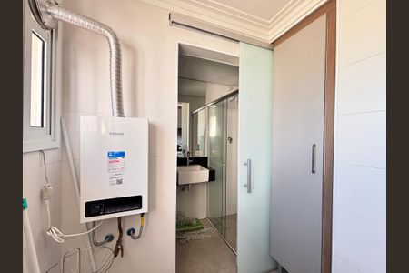 Apartamento à venda com 64m², 2 quartos e 1 vagaÁrea de Serviço