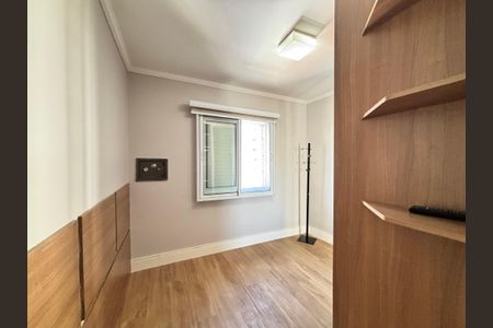 Apartamento à venda com 64m², 2 quartos e 1 vagaQuarto 2