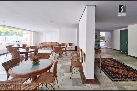Apartamento à venda com 3 quartos, 140m² em Vila Madalena, São Paulo
