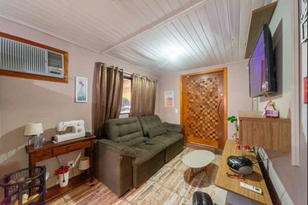 Casa para alugar com 80m², 2 quartos e 5 vagas Casa para alugar com 80m², 2 quartos e 5 vagasSala
