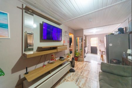 Casa para alugar com 80m², 2 quartos e 5 vagas