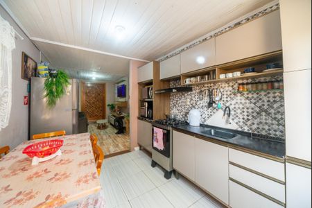 Casa para alugar com 80m², 2 quartos e 5 vagas Casa para alugar com 80m², 2 quartos e 5 vagasCozinha