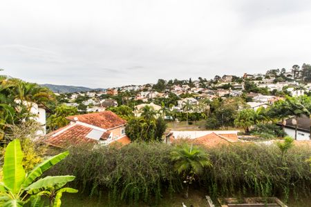 Casa de condomínio à venda com 426m², 5 quartos e 4 vagas Casa de condomínio à venda com 426m², 5 quartos e 4 vagasVista da Varanda