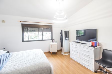 Casa de condomínio à venda com 426m², 5 quartos e 4 vagas Casa de condomínio à venda com 426m², 5 quartos e 4 vagasSuíte master