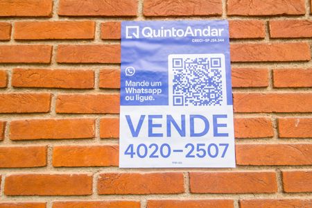 Casa de condomínio à venda com 426m², 5 quartos e 4 vagas Casa de condomínio à venda com 426m², 5 quartos e 4 vagasVista da Rua