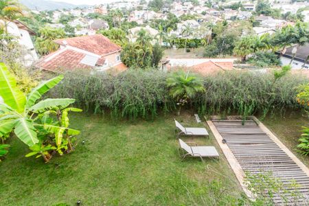 Casa de condomínio à venda com 426m², 5 quartos e 4 vagas Casa de condomínio à venda com 426m², 5 quartos e 4 vagasVista da Varanda