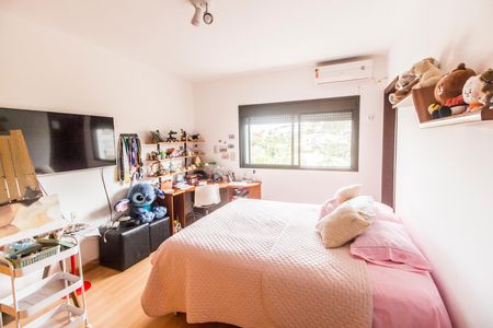 Casa de condomínio à venda com 426m², 5 quartos e 4 vagas Casa de condomínio à venda com 426m², 5 quartos e 4 vagasSuíte 1