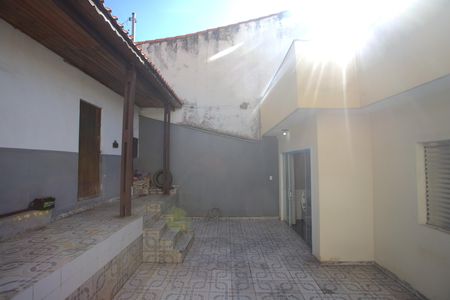 Casa à venda com 200m², 3 quartos e 3 vagas Casa à venda com 200m², 3 quartos e 3 vagasQuintal
