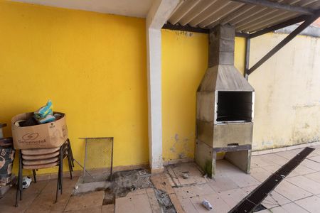 Casa à venda com 200m², 3 quartos e 3 vagas Casa à venda com 200m², 3 quartos e 3 vagasChurrasqueira