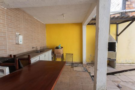 Casa à venda com 200m², 3 quartos e 3 vagas Casa à venda com 200m², 3 quartos e 3 vagasChurrasqueira
