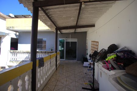 Casa à venda com 200m², 3 quartos e 3 vagas Casa à venda com 200m², 3 quartos e 3 vagasÁrea de serviço