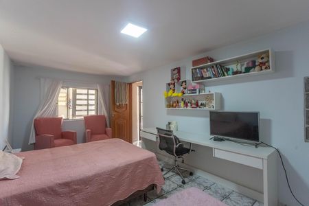 Casa à venda com 200m², 3 quartos e 3 vagas Casa à venda com 200m², 3 quartos e 3 vagasQuarto 3