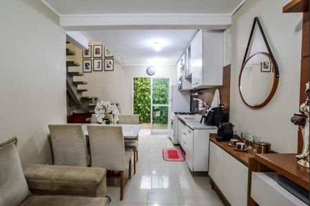 Casa à venda com 64m², 3 quartos e 1 vaga Casa à venda com 64m², 3 quartos e 1 vagaSala/Cozinha