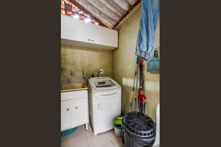 Casa à venda com 64m², 3 quartos e 1 vaga Casa à venda com 64m², 3 quartos e 1 vagaÁrea de Serviço