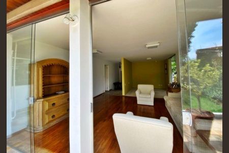 Casa à venda com 3 quartos, 468m² em Alto de Pinheiros, São Paulo