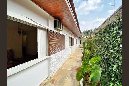Casa à venda com 468m², 3 quartos e 4 vagas