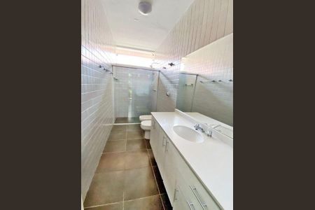 Casa à venda com 468m², 3 quartos e 4 vagas
