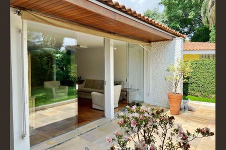 Casa à venda com 468m², 3 quartos e 4 vagas