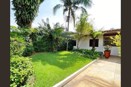 Casa à venda com 468m², 3 quartos e 4 vagas