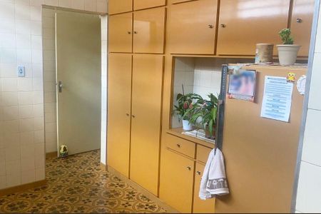 Casa à venda com 3 quartos, 400m² em Lapa, São Paulo