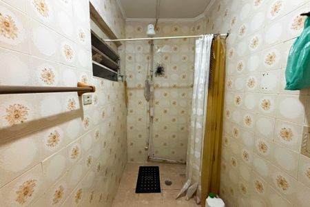 Apartamento à venda com 76m², 2 quartos e sem vaga Apartamento à venda com 76m², 2 quartos e sem vagaBanheiro