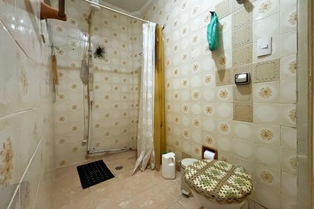 Apartamento à venda com 76m², 2 quartos e sem vaga Apartamento à venda com 76m², 2 quartos e sem vagaBanheiro