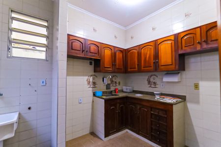 Apartamento para alugar com 90m², 2 quartos e 2 vagas Apartamento para alugar com 90m², 2 quartos e 2 vagasCozinha e Área de Serviço