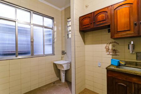 Apartamento para alugar com 90m², 2 quartos e 2 vagas Apartamento para alugar com 90m², 2 quartos e 2 vagasCozinha e Área de Serviço