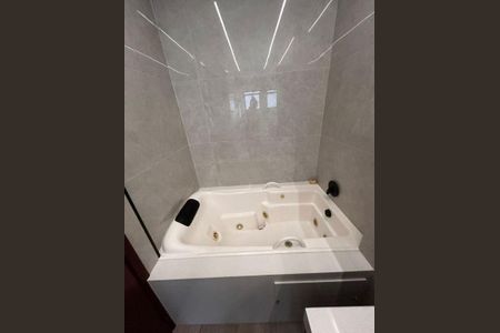 Casa à venda com 264m², 3 quartos e 4 vagas