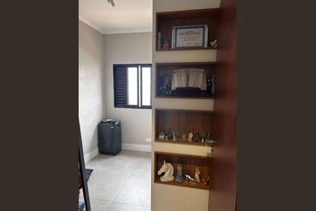 Casa à venda com 264m², 3 quartos e 4 vagas