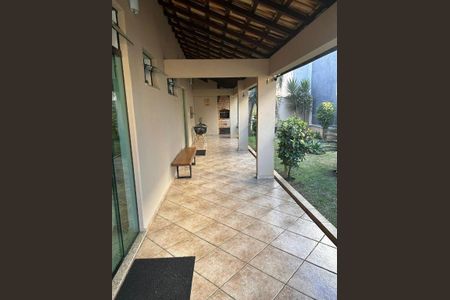 Casa à venda com 264m², 3 quartos e 4 vagas