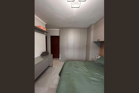 Casa à venda com 264m², 3 quartos e 4 vagas