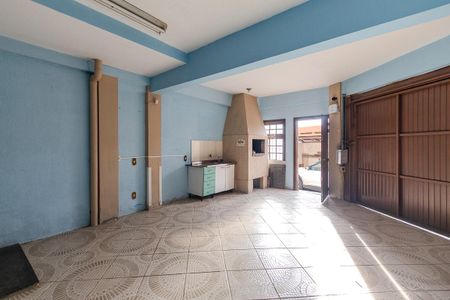 Casa à venda com 260m², 4 quartos e 2 vagasGaragem