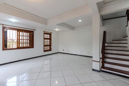 Sala de casa à venda com 4 quartos, 260m² em Teresópolis, Porto Alegre
