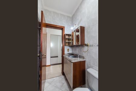 Casa à venda com 260m², 4 quartos e 2 vagasBanheiro