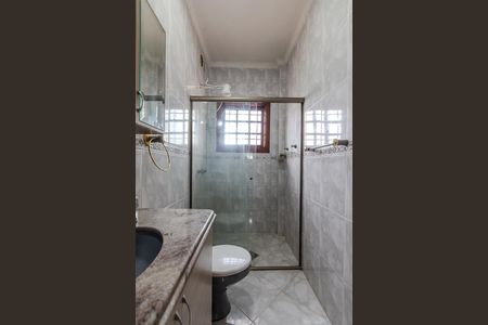 Casa à venda com 260m², 4 quartos e 2 vagasBanheiro