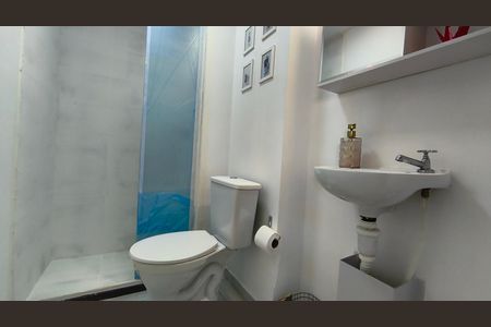 Studio para alugar com 24m², 1 quarto e sem vaga Studio para alugar com 24m², 1 quarto e sem vagaBanheiro