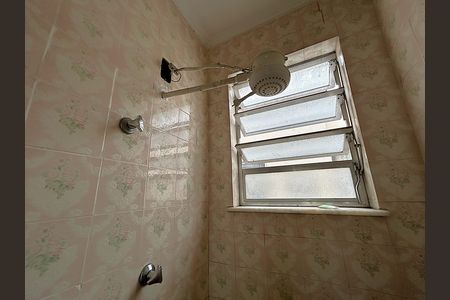 Apartamento para alugar com 45m², 2 quartos e sem vagaBanheiro