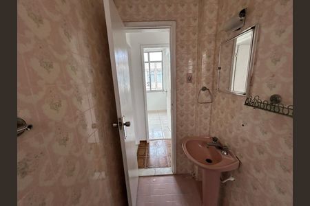 Apartamento para alugar com 45m², 2 quartos e sem vagaBanheiro