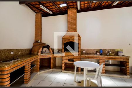 Apartamento à venda com 77m², 2 quartos e 1 vaga Apartamento à venda com 77m², 2 quartos e 1 vagaArea Comum - Churrasqueira