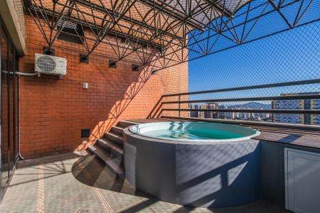 Apartamento para alugar com 158m², 2 quartos e 1 vaga
