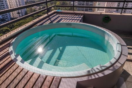 Apartamento para alugar com 158m², 2 quartos e 1 vaga