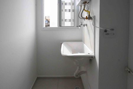 Apartamento para alugar com 38m², 2 quartos e sem vaga Apartamento para alugar com 38m², 2 quartos e sem vagaÁrea de Serviço