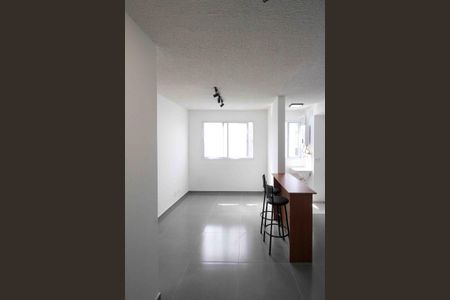 Sala de apartamento para alugar com 2 quartos, 38m² em Vila Graciosa, São Paulo