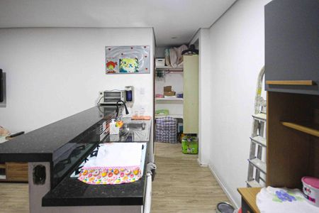 Cozinha de kitnet/studio para alugar com 1 quarto, 25m² em Jardim Tiete, São Paulo