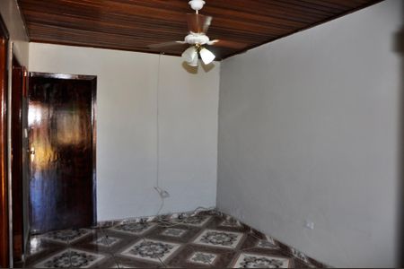 Casa para alugar com 227m², 2 quartos e 3 vagasDetalhe - Sala