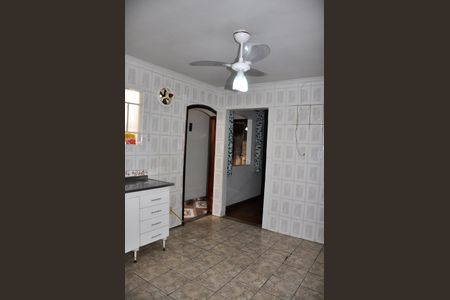 Casa para alugar com 227m², 2 quartos e 3 vagasDetalhe - Cozinha