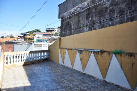 Casa para alugar com 227m², 2 quartos e 3 vagasVaranda